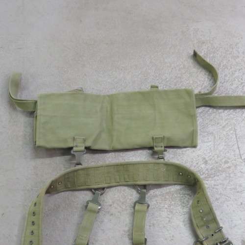 SADF Pattern 6/64 yoke with belt and ground sheet cover - Belt length 95 cm - Cover 37 x 40 cm