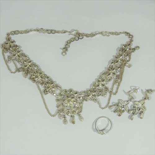Low grade silver necklace with matching earring