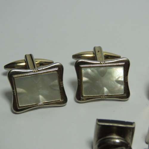 3 Pairs of vintage cufflinks