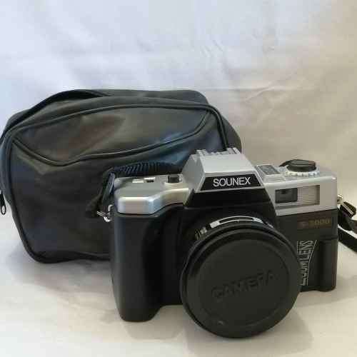 Vintage Sounex S-3000 35mm camera