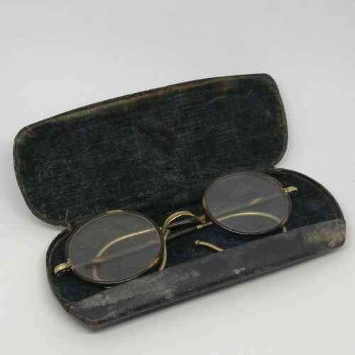 Pair of Vintage Imitation tortoise shell glasses