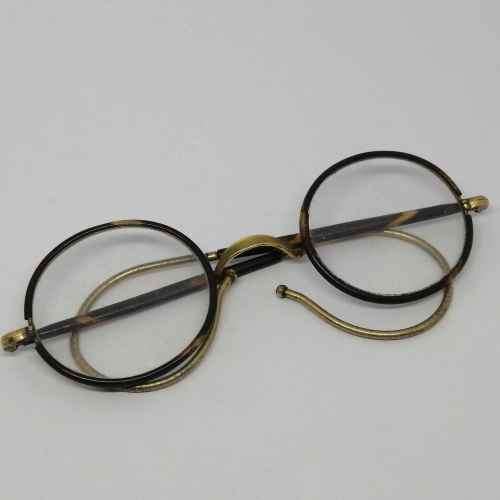Pair of Vintage Imitation tortoise shell glasses