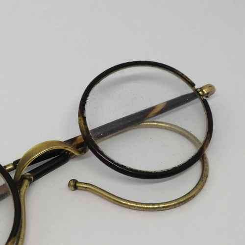 Pair of Vintage Imitation tortoise shell glasses