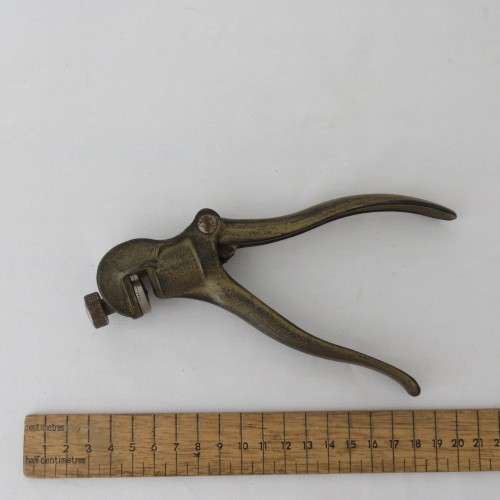 Vintage saw teeth setting pliers