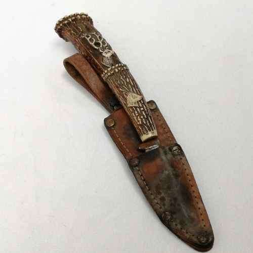 Vintage Faux stag horn ( Plastic ) fixed blade knives in pouch