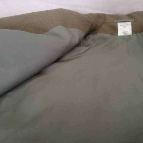 SADF Femal tunic - size 97 R R - hole on back of sleeve