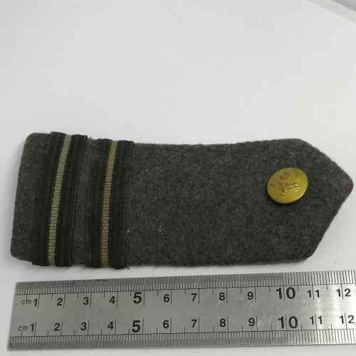 WW2 Royal Airforce Flight Lieutenant rank epaulette