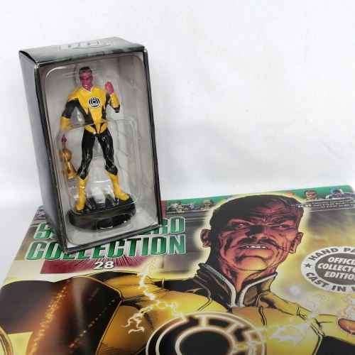 Eaglemoss DC Comics Super Hero Collection #28 - Sinestro figurine with magazine