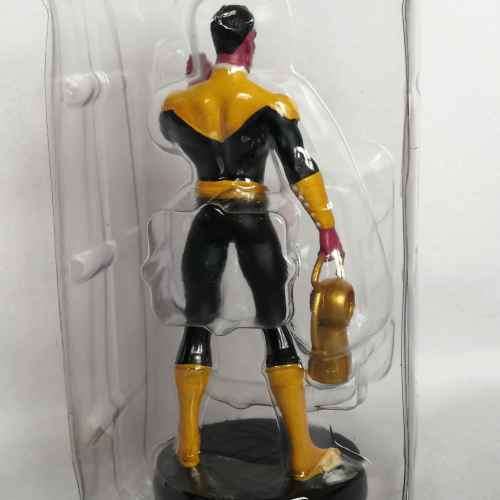 Eaglemoss DC Comics Super Hero Collection #28 - Sinestro figurine with magazine