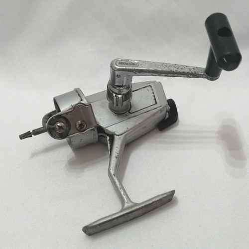 Vintage Ryobi SX2ND fishing reel without spool - needs TLC - for spares