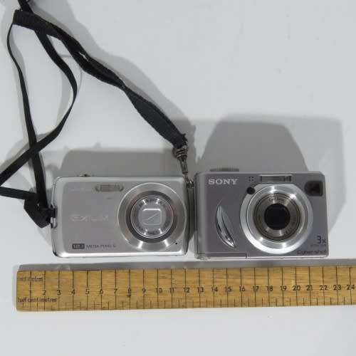 Lot of 2 digital cameras - Sold as is - Not tested