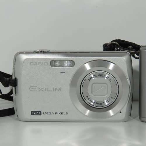 Lot of 2 digital cameras - Sold as is - Not tested