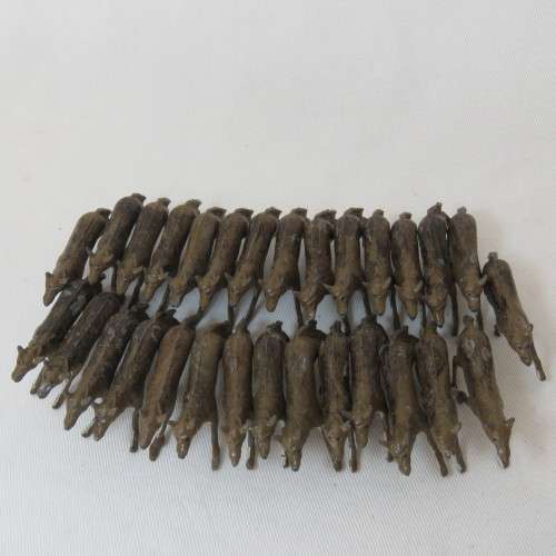 Pack of 29 vintage lead wolves