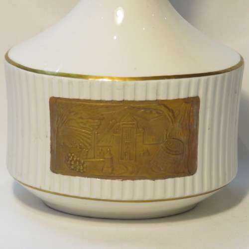 Vintage KWV van der Hum vase - Made by Continental China