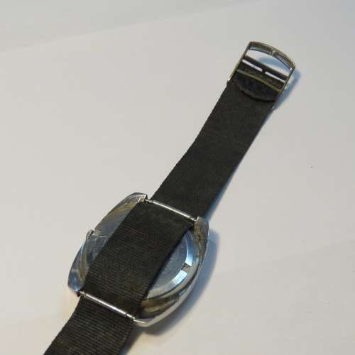 Vintage Seiko Automatic mens watch with blue dial - Working - Serial 7006-8060 - Fine crack on glass