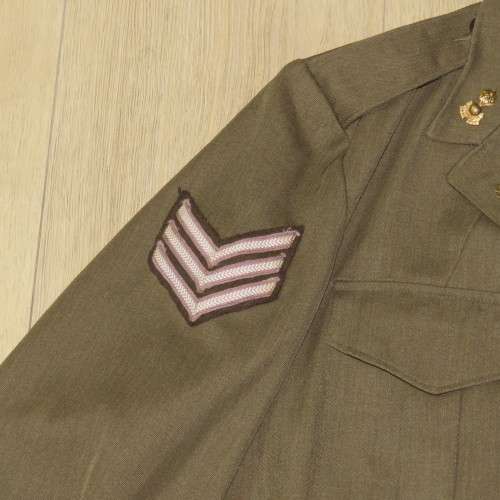SADF Sergeant bunny jacket - Total back length 59 cm - Armpit to armpit 55 cm - Armpit to cuff 46 cm