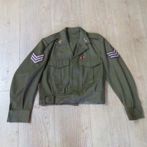 SADF Sergeant bunny jacket - Total back length 59 cm - Armpit to armpit 55 cm - Armpit to cuff 46 cm