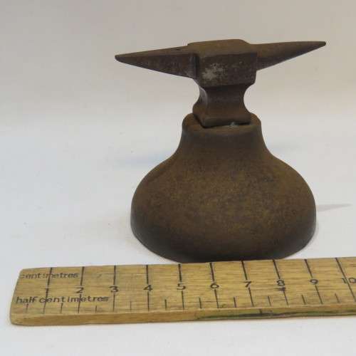 Small Jeweler's anvil - Vintage - Could have doubled as weight (Lead Filled)