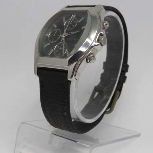 Mercedes-Benz Quartz Chronograph mens watch working - Fine scratch on glass