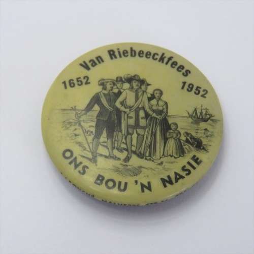 1652-1952 Van Riebeeckfees lapel badge - Ons bou n Nasie