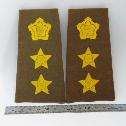 Pair of SADF colonel rank epaulettes