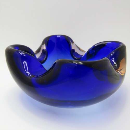 Blue Murano glass ashtray - Small chip