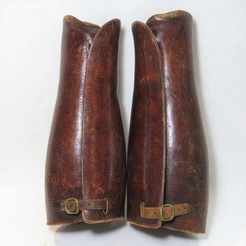 WW1 British Army Officer leather puttees