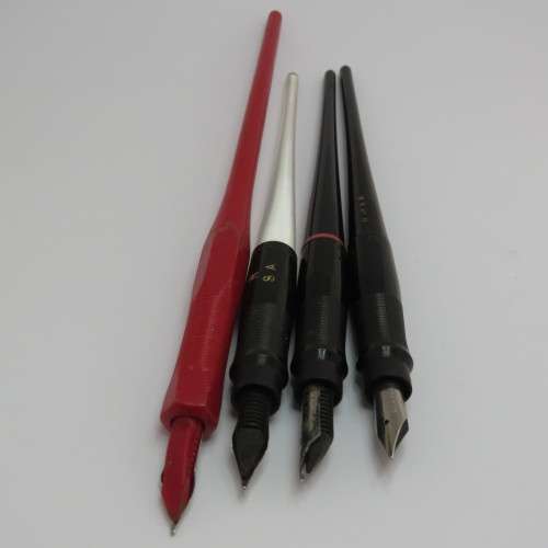 Lot of 4 vintage dipping fountain pens with extra nibs
