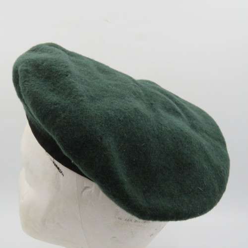 SADF Commandos green beret with badge - size 58