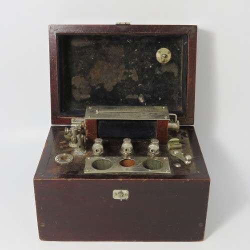 Antique Berec electrical shock therapy machine - some parts missing
