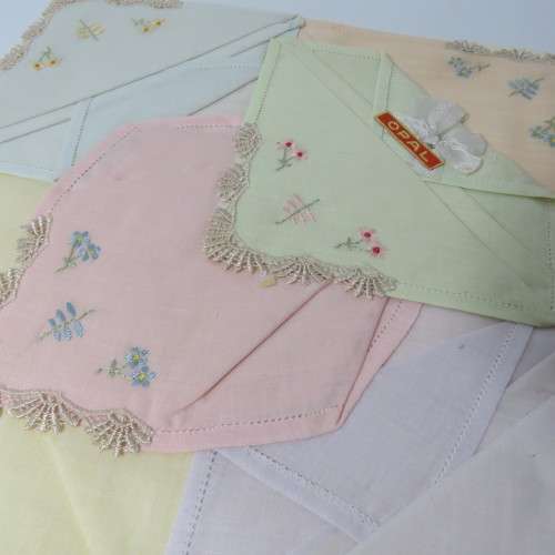Ladies `Opal` embroidered handkerchiefs from 1964 in original box
