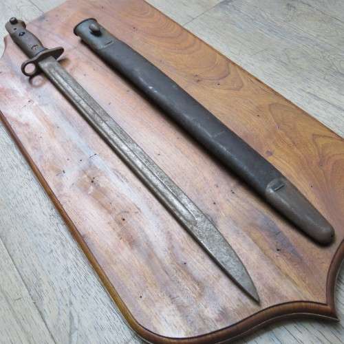 1907 Pattern 303 bayonet of SA Police mounted on plaque