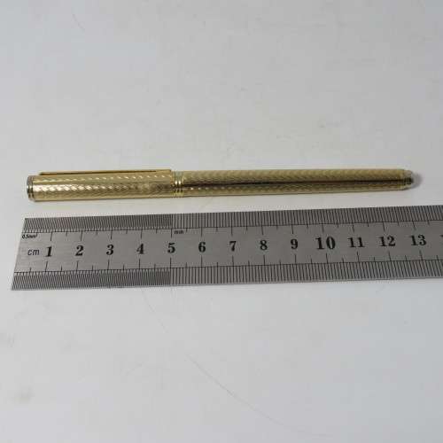 Vintage Ruslite lighter and pen - needs refill and gas - unused