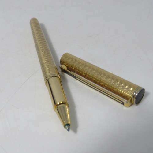 Vintage Ruslite lighter and pen - needs refill and gas - unused