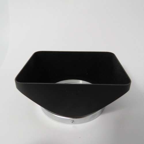 Konica 35mm F2.8 lens hood in pouch