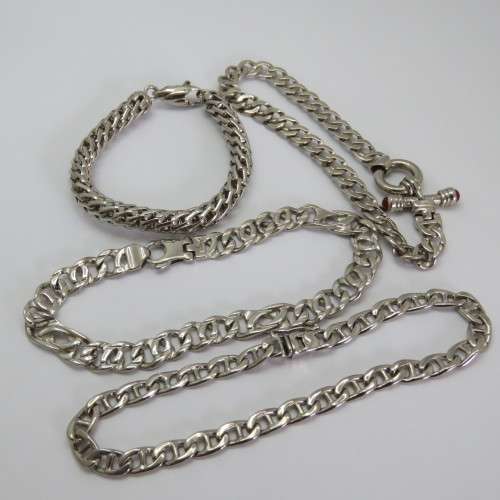 Costume lot of 4 silver look-alike bracelets - Unused