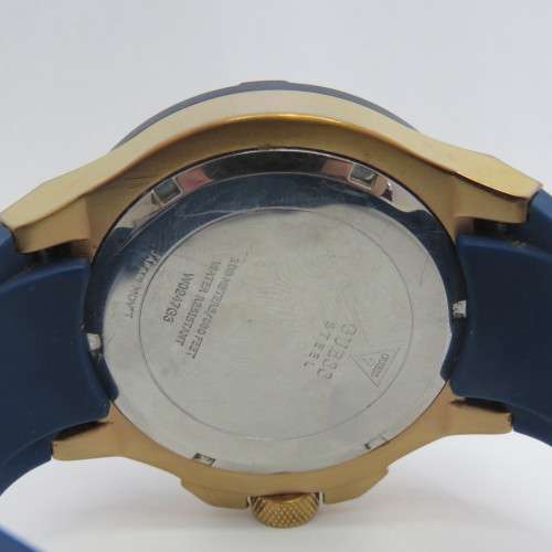 Guess Rigor W0247G3 mens quartz watch - Working