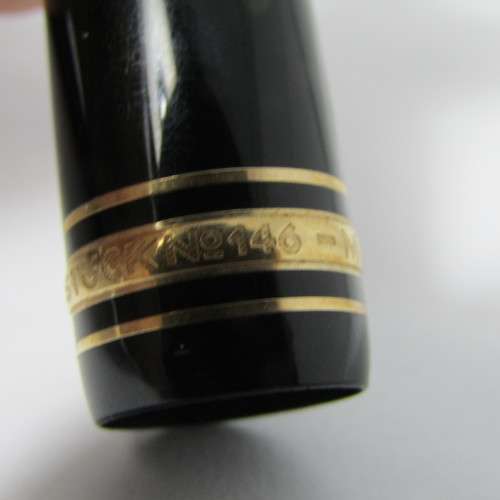 Original Mont Blanc Meisterstruck No. 146 fountain pen with 14kt gold nib in box with paperwork - se