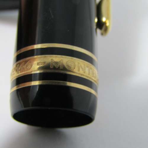 Original Mont Blanc Meisterstruck No. 146 fountain pen with 14kt gold nib in box with paperwork - se