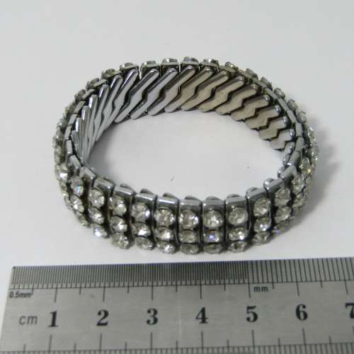 Vintage Diamante fashion Jewellery bracelet and necklace