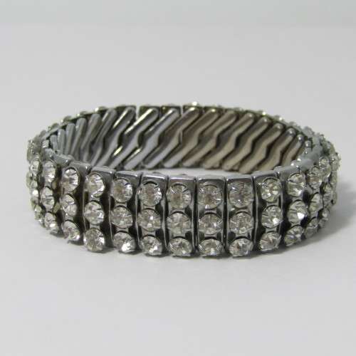 Vintage Diamante fashion Jewellery bracelet and necklace