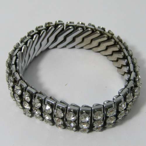 Vintage Diamante fashion Jewellery bracelet and necklace