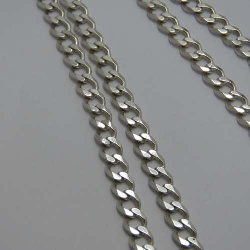 Sterling silver Cuban link chain necklace - Weighs 14,6 g - Length 22,5 cm (closed)