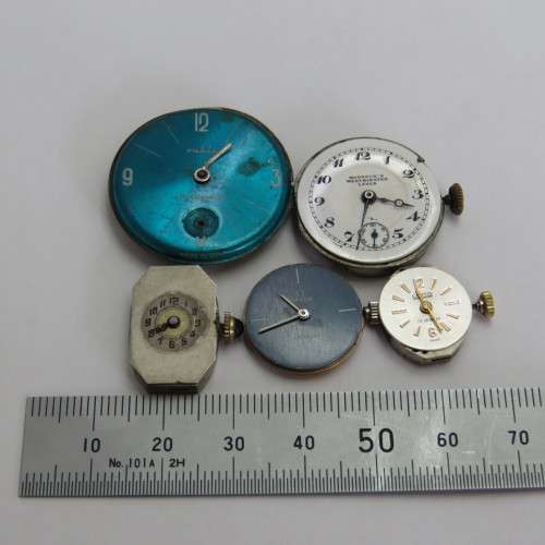 Lot of 5 mechanical watch movements for spares including Omega DeVille Caliber 620 - Not working