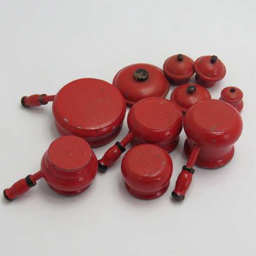 Vintage miniature metal kitchen set - Doll house