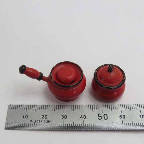 Vintage miniature metal kitchen set - Doll house