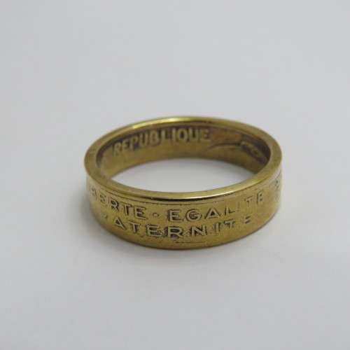 Antique French coin ring - Size R - Brass - Weighs 3,0 g
