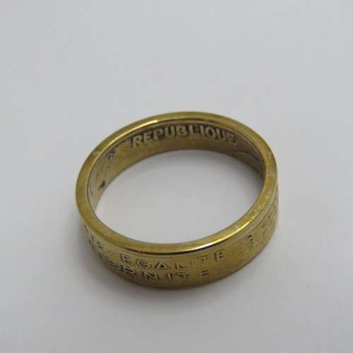 Antique French coin ring - Size R - Brass - Weighs 3,0 g