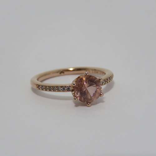 Pandora Sparkling Crown Solitaire ring with pink stone - 14 kt Rose Gold plated metal blend