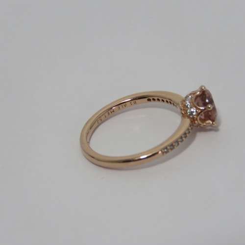 Pandora Sparkling Crown Solitaire ring with pink stone - 14 kt Rose Gold plated metal blend